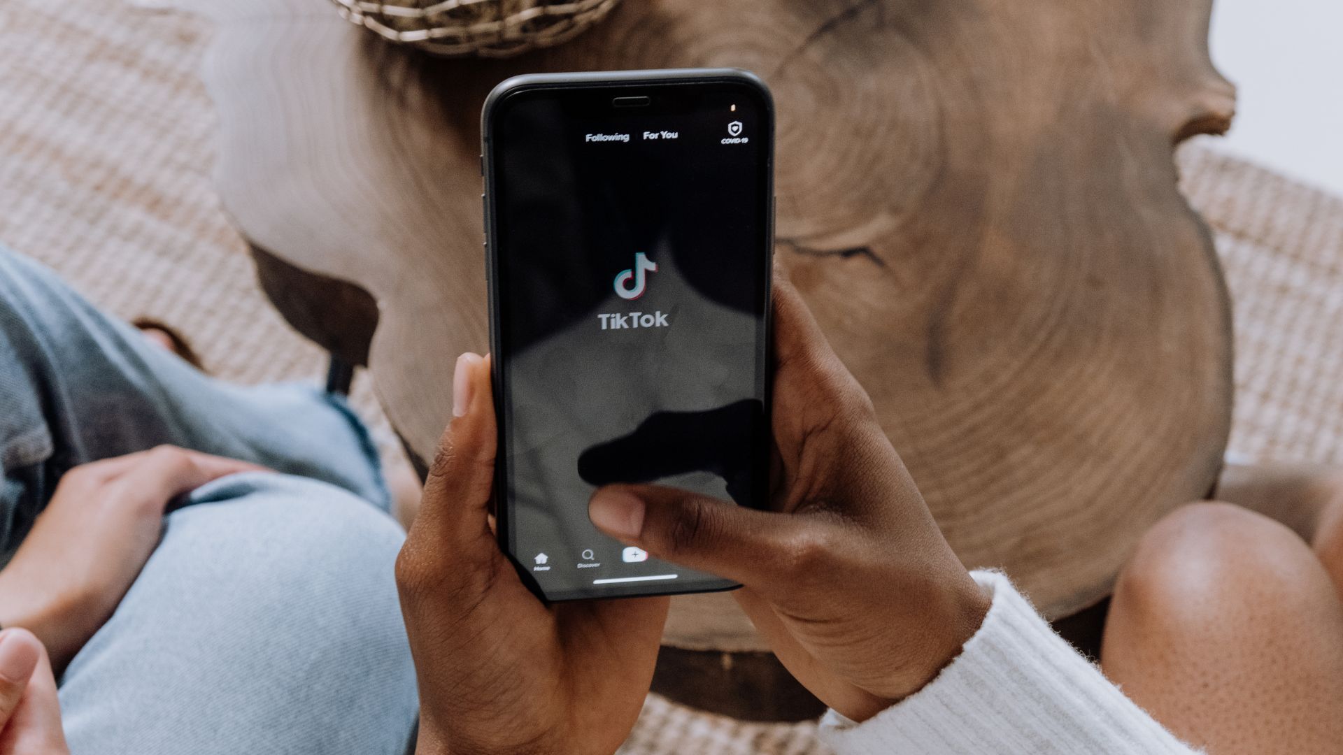 Apa itu TikTok Shop? Fakta & Data Fenomena E-Commerce Terkini