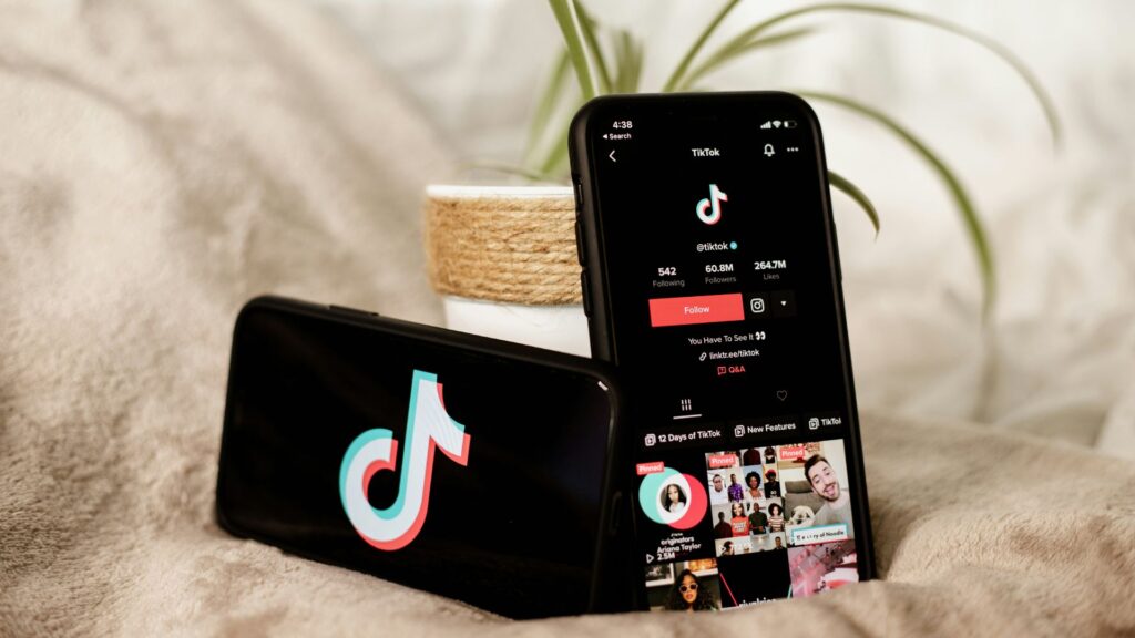 6 Cara Efektif Agar Kontenmu Bisa FYP di TikTok dengan Cepat dan Mudah